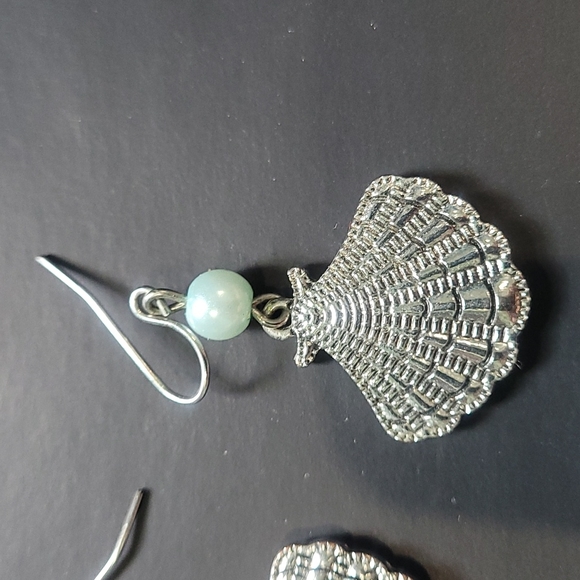 Seashell Earrings - Picture 2 of 3